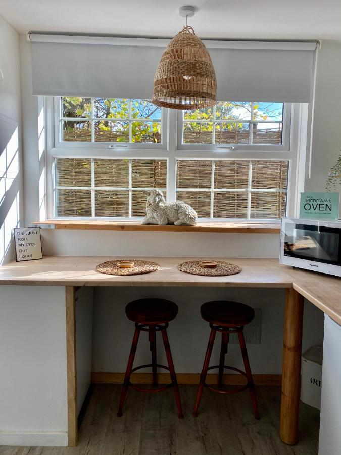 Little Limes An Adorable Little Suffolk Getaway With Outside Space Near Woodbridge Eyke エクステリア 写真